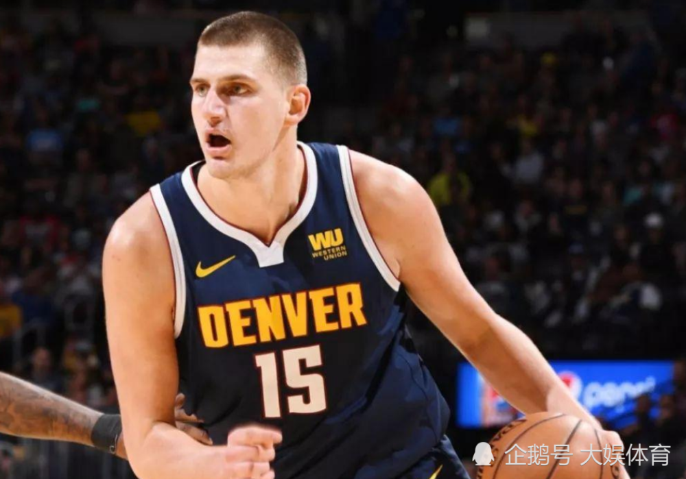  约基奇蝉联常规赛MVP创中锋历史纪录  